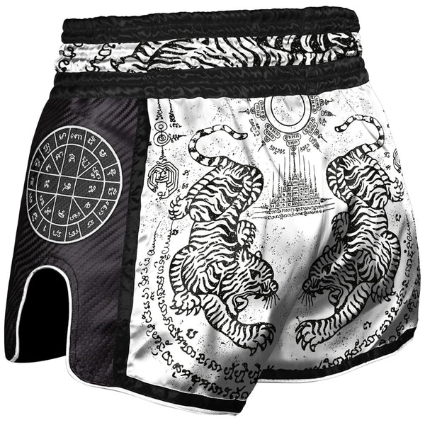 8 WEAPONS Shorts, Carbon, Sak Yant Tigers, weiß